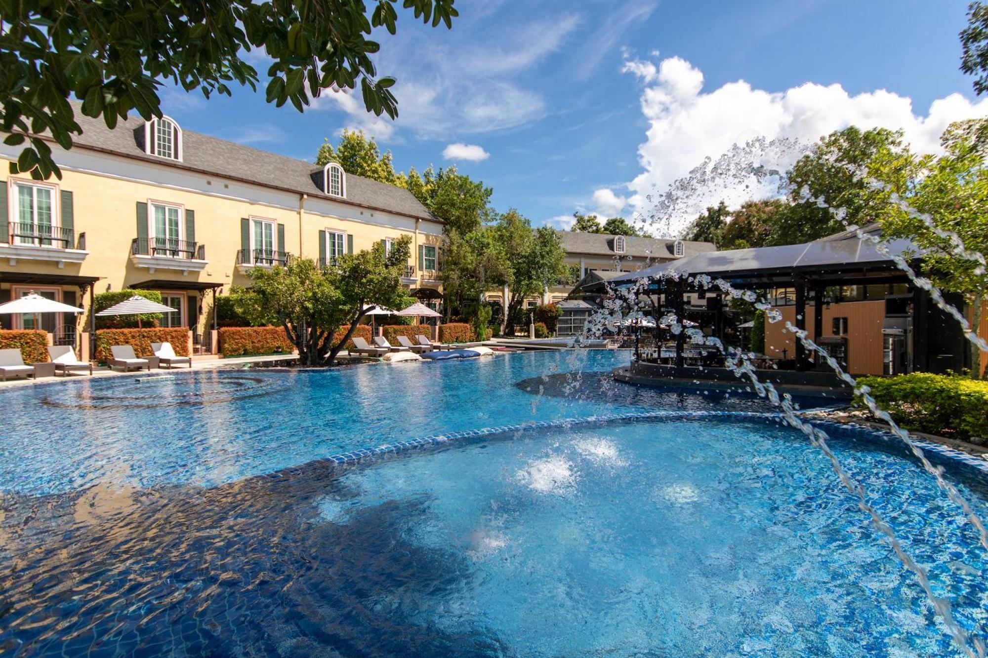 Rancho Charnvee Resort & Country Club Khaoyai Pakchong Bagian luar foto