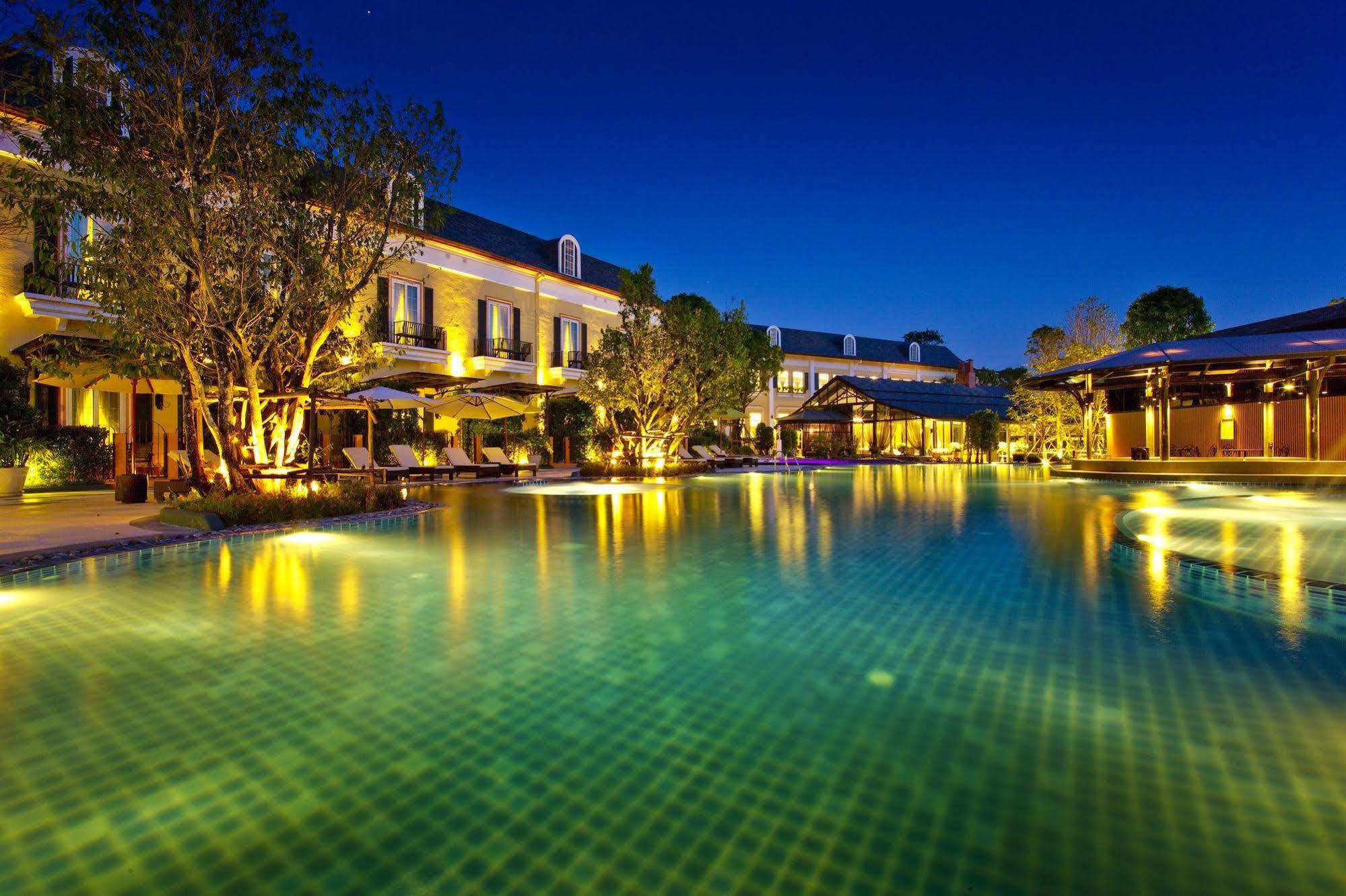 Rancho Charnvee Resort & Country Club Khaoyai Pakchong Bagian luar foto